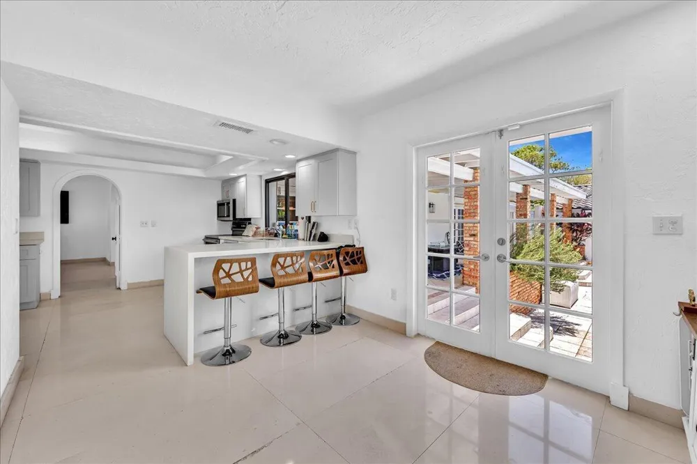 5901 SW 136th Street Pinecrest, FL 33156