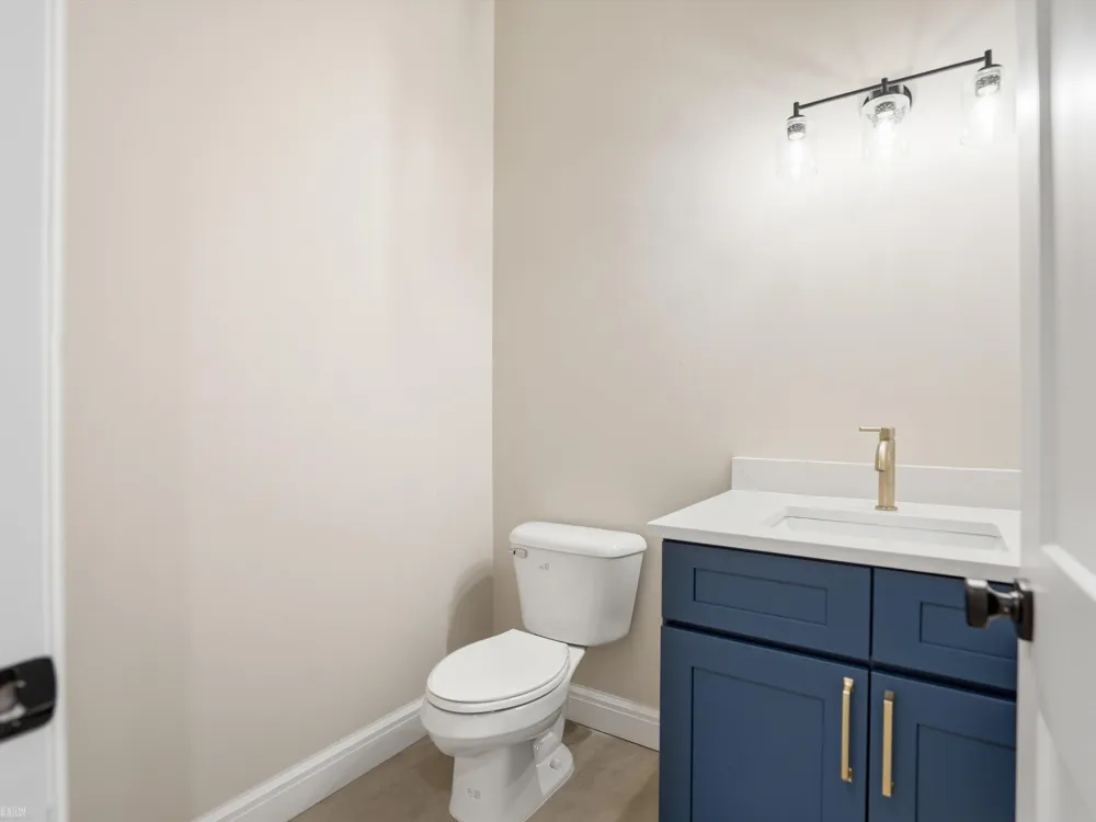 41225 Belvidere Street Harrison Charter Township, MI 48045