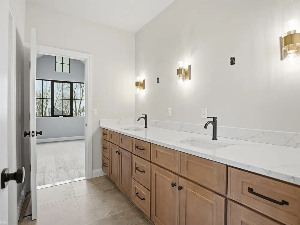 41225 Belvidere Street Harrison Charter Township, MI 48045