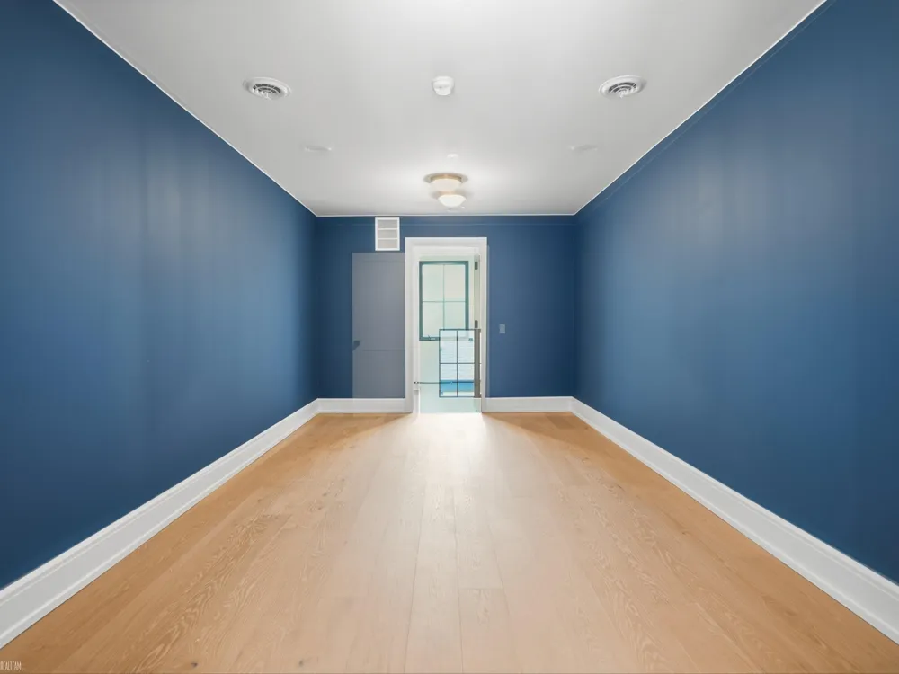 41225 Belvidere Street Harrison Charter Township, MI 48045