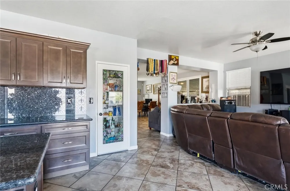 43554 Amazon Street Hemet, CA 92544