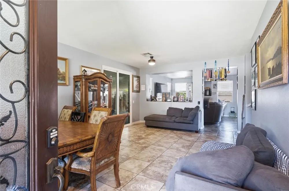 43554 Amazon Street Hemet, CA 92544