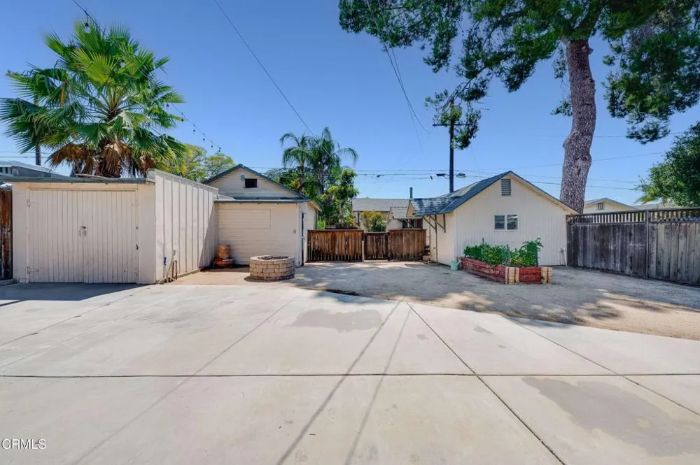 580 1st Avenue Upland, CA 91786