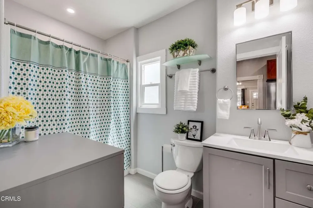 580 1st Avenue Upland, CA 91786