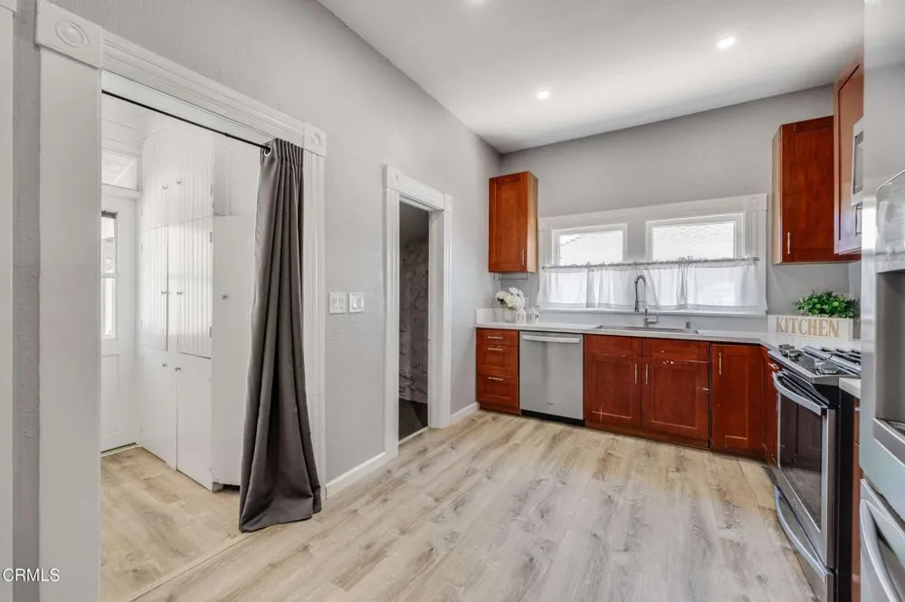580 1st Avenue Upland, CA 91786