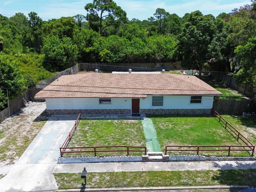 3024 W Dixie Boulevard Fort Pierce, FL 34946