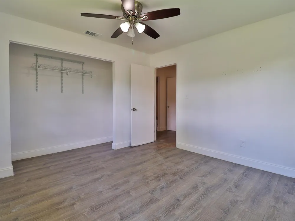 3024 W Dixie Boulevard Fort Pierce, FL 34946