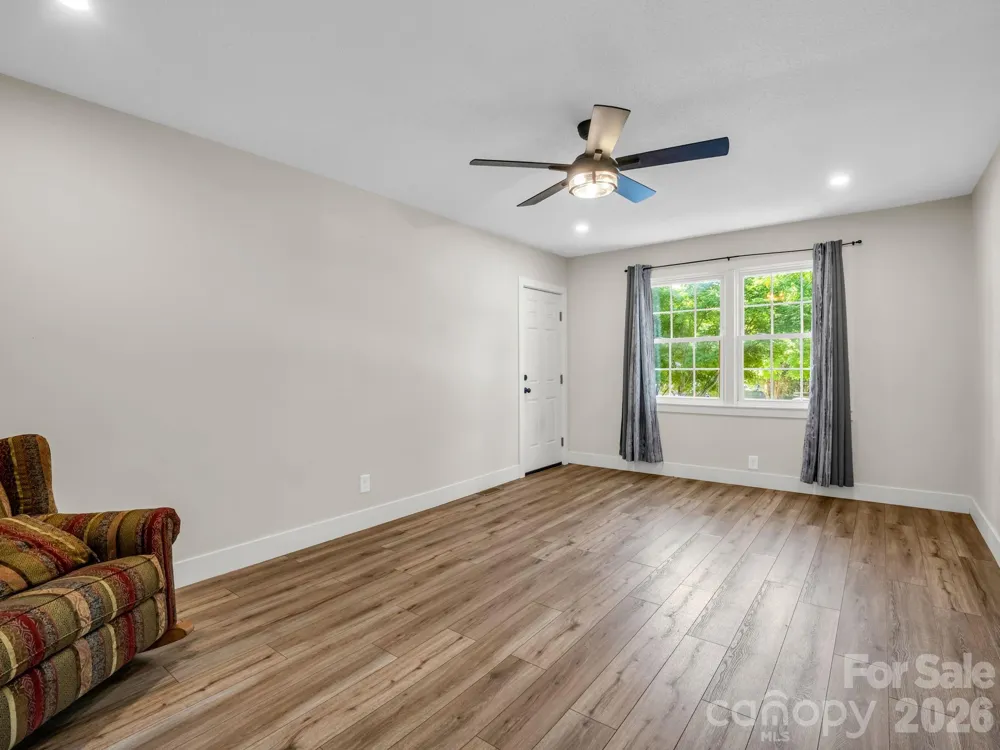 319 Arlington Street Forest City, NC 28048