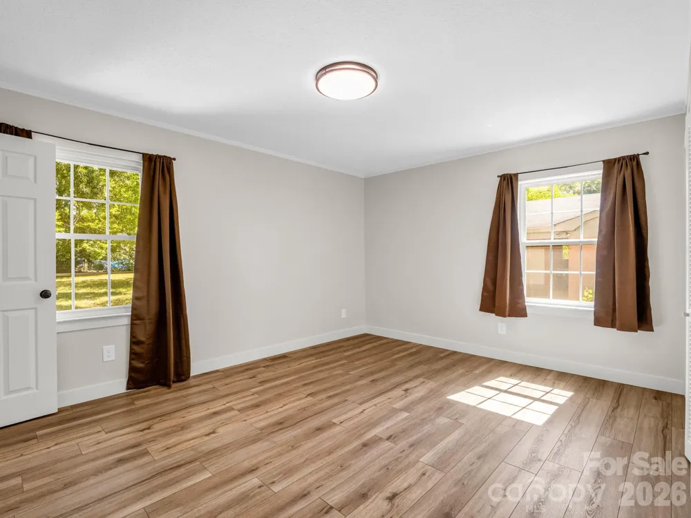 319 Arlington Street Forest City, NC 28048