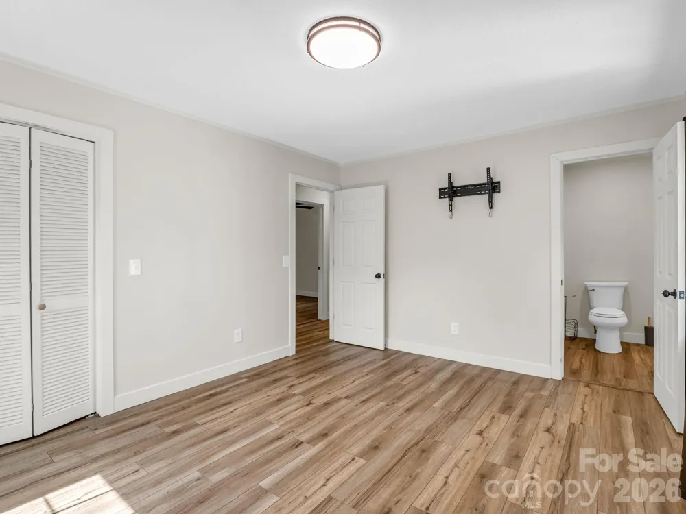319 Arlington Street Forest City, NC 28048
