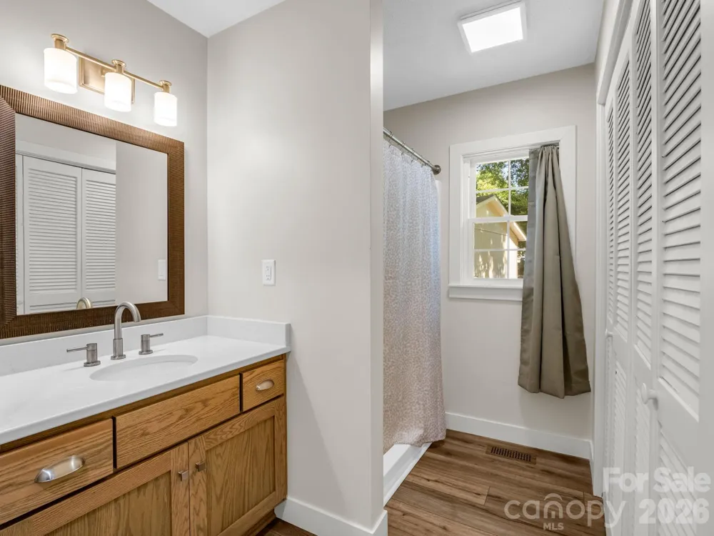 319 Arlington Street Forest City, NC 28048