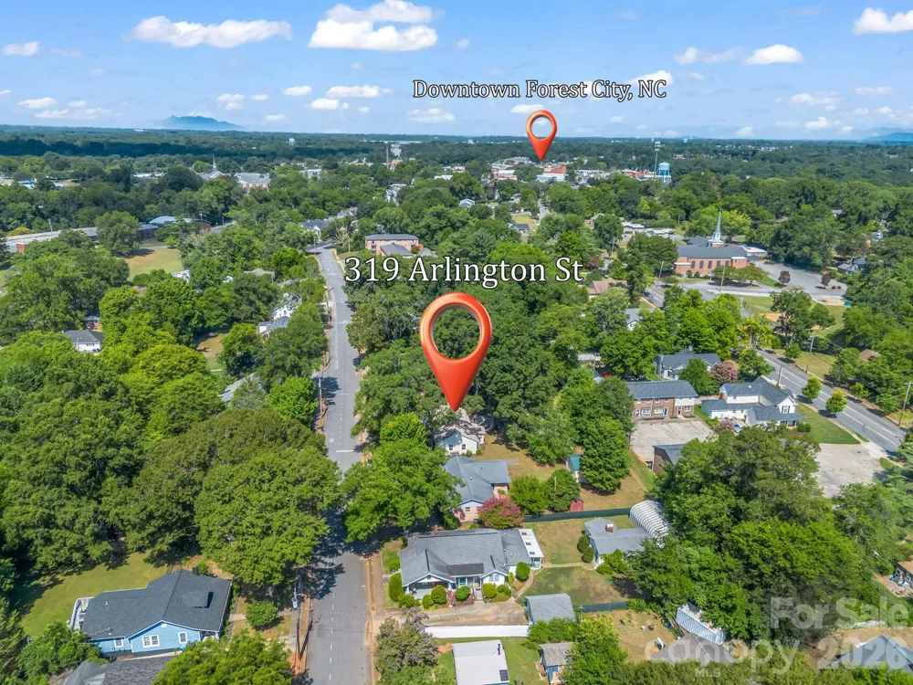319 Arlington Street Forest City, NC 28048