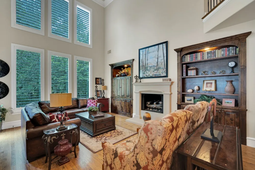 1811 Magic Valley Lane Cedar Hill, TX 75104