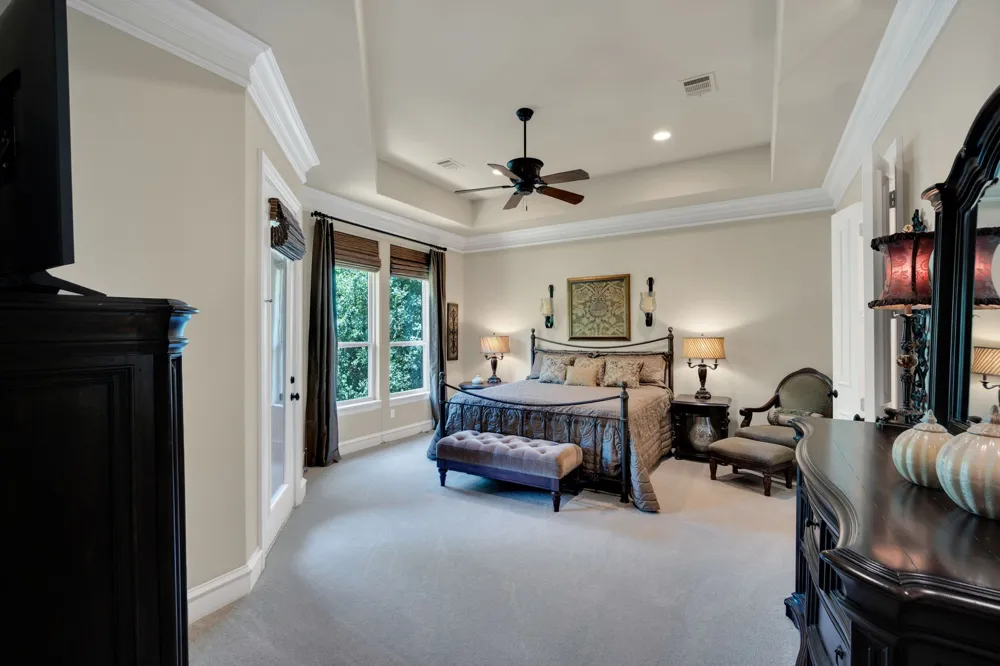 1811 Magic Valley Lane Cedar Hill, TX 75104