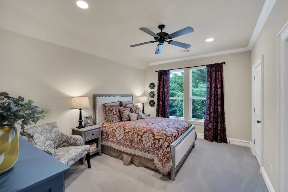 1811 Magic Valley Lane Cedar Hill, TX 75104