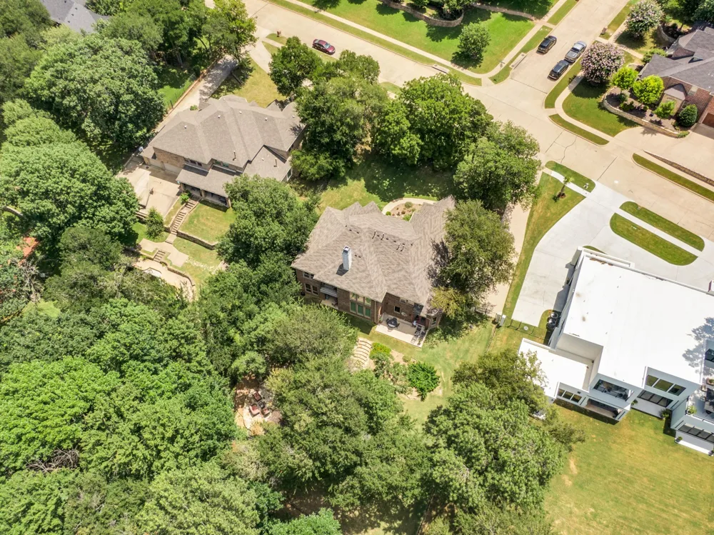 1811 Magic Valley Lane Cedar Hill, TX 75104