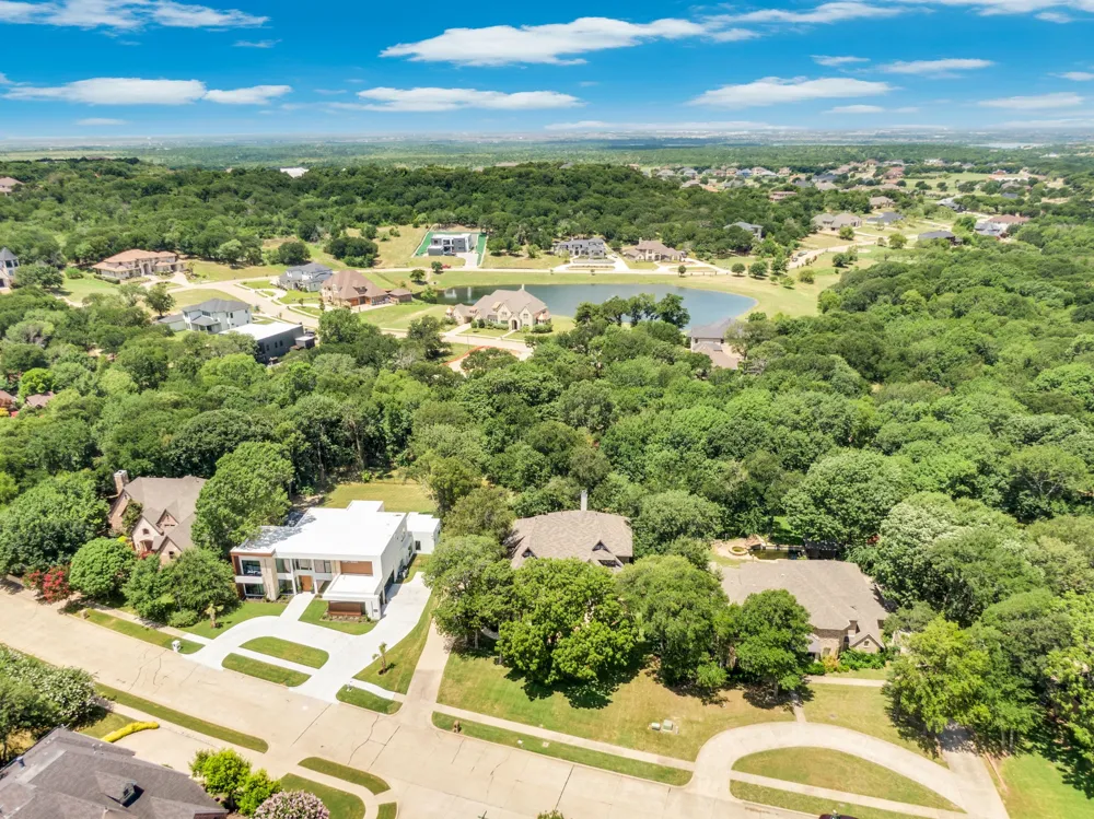 1811 Magic Valley Lane Cedar Hill, TX 75104