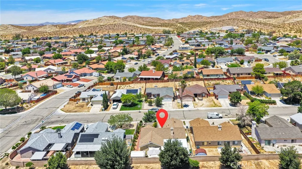 1116 Oakwood Lane Rosamond, CA 93560