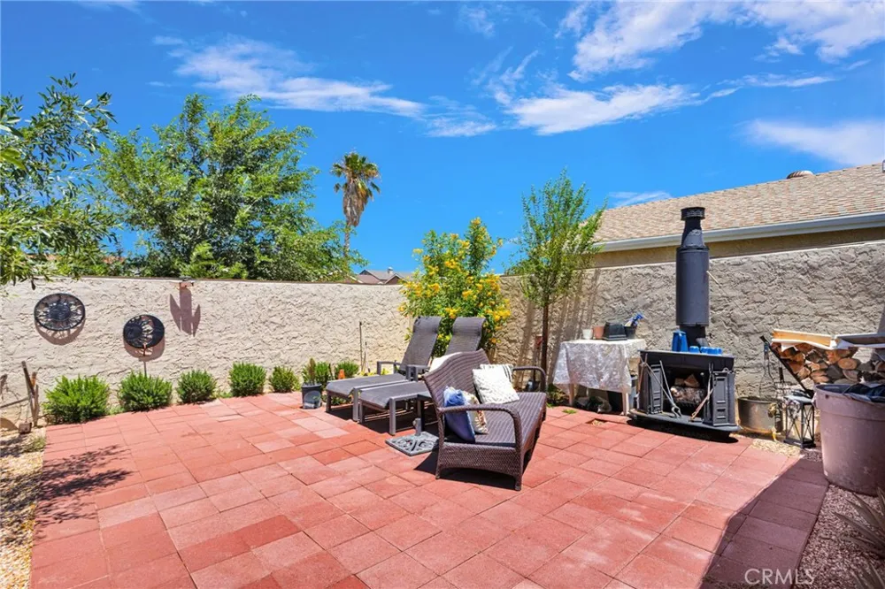1116 Oakwood Lane Rosamond, CA 93560
