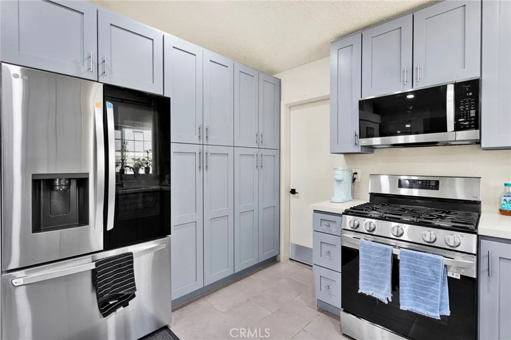 1116 Oakwood Lane Rosamond, CA 93560