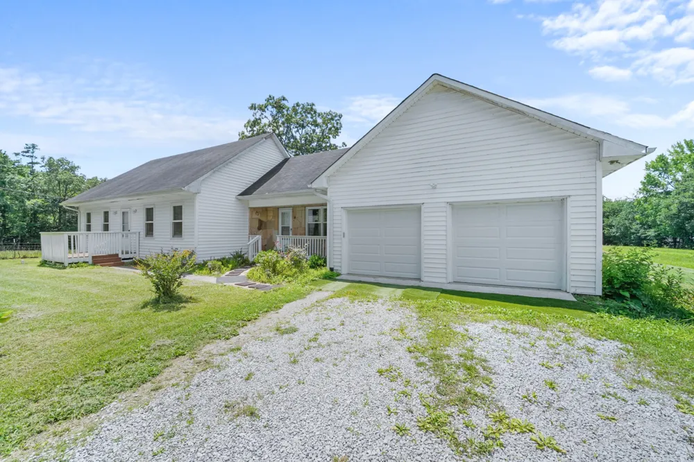 10915 SR 56 Coalmont, TN 37313