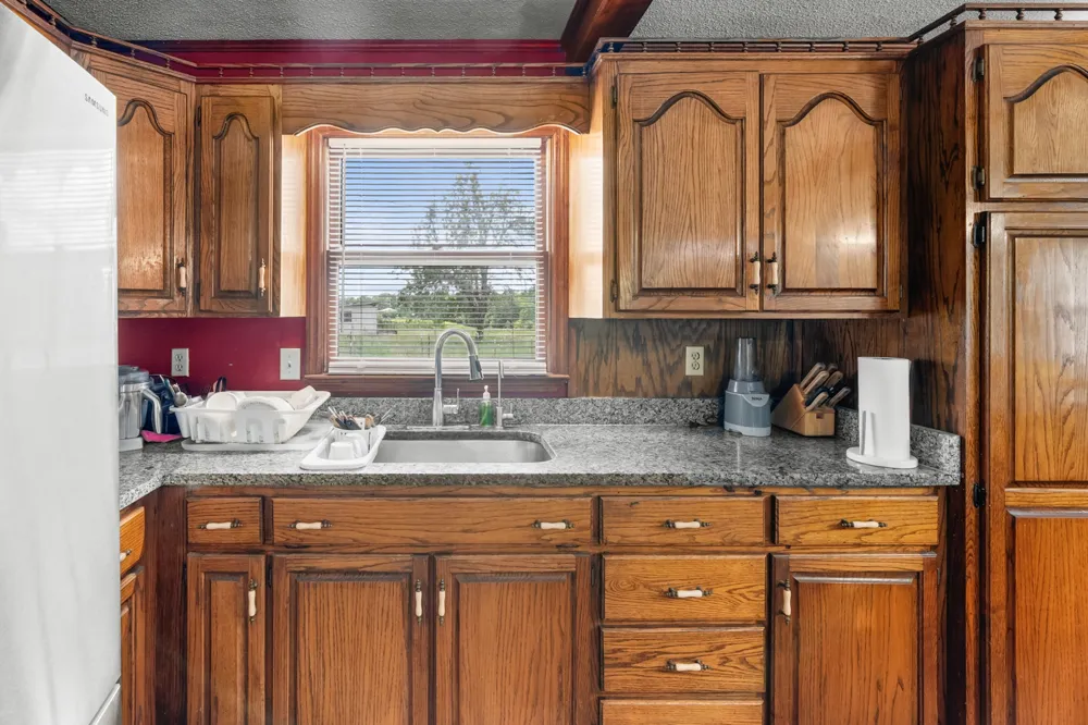 10915 SR 56 Coalmont, TN 37313