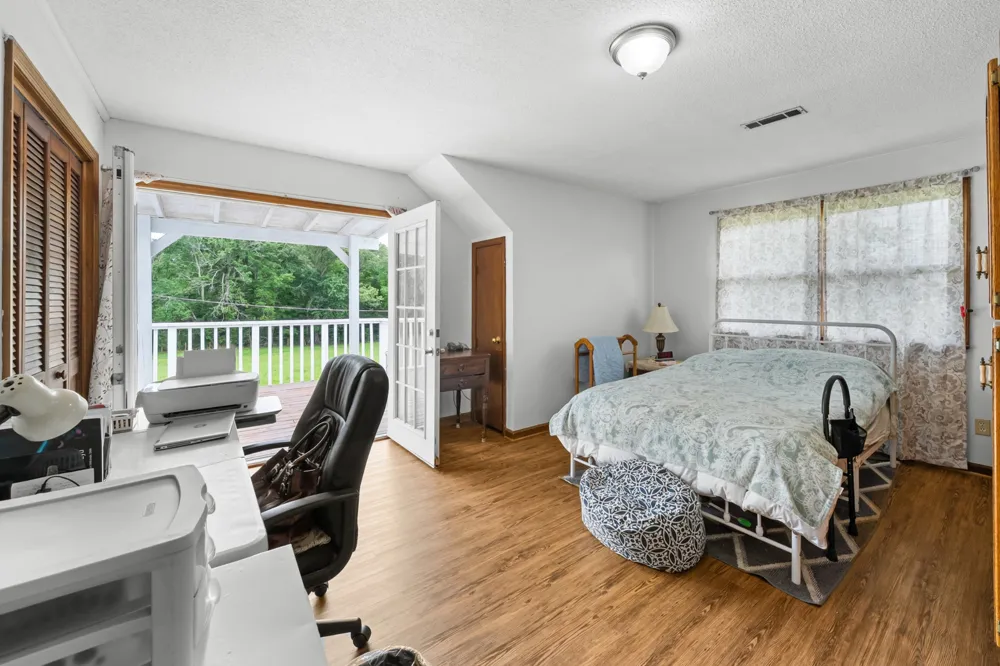 10915 SR 56 Coalmont, TN 37313