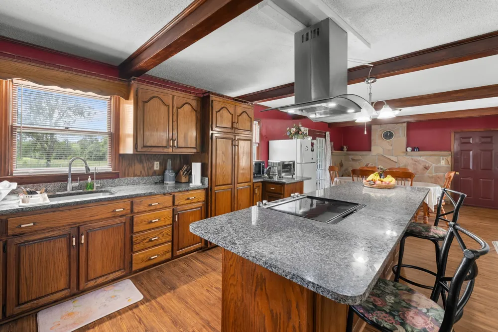 10915 SR 56 Coalmont, TN 37313