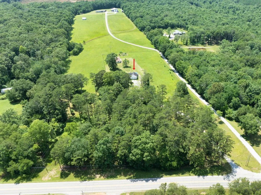 10915 SR 56 Coalmont, TN 37313