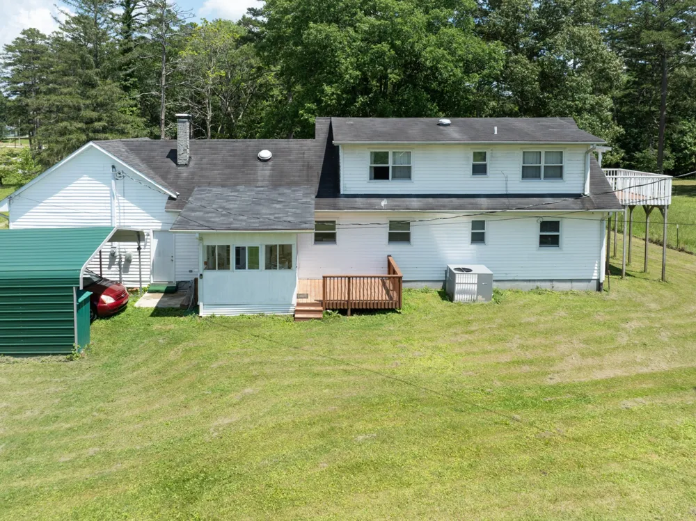 10915 SR 56 Coalmont, TN 37313