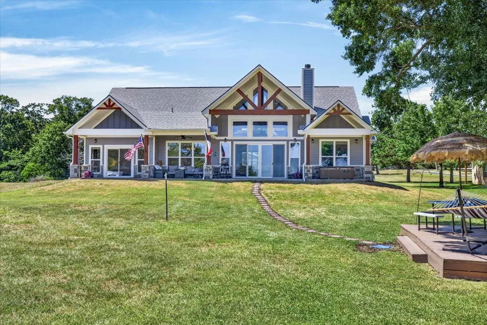 14349 Goliad Drive Log Cabin, TX 75148