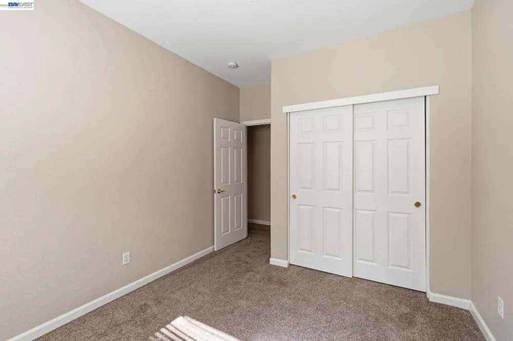 1532 Sophie Ln Escalon, CA 95320