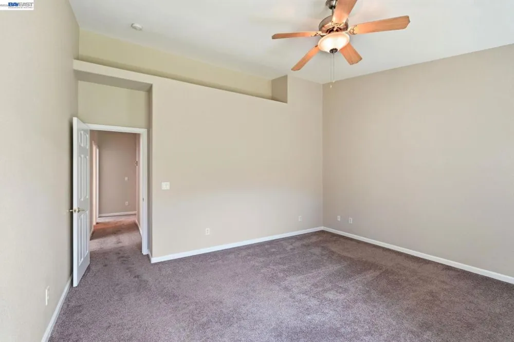 1532 Sophie Ln Escalon, CA 95320