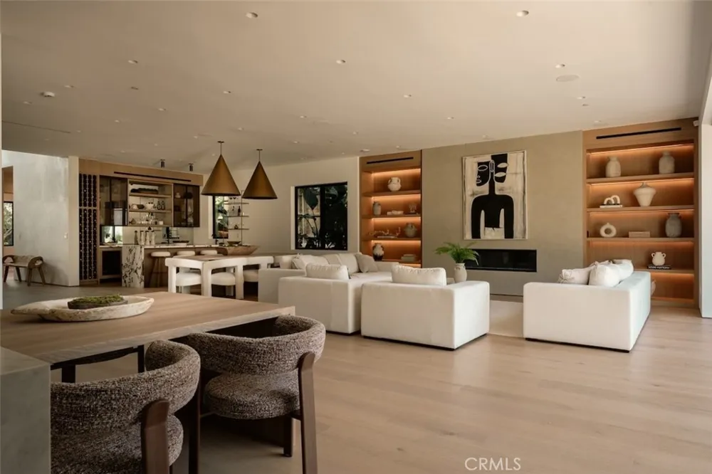 10433 Valley Spring Lane Toluca Lake, CA 91602