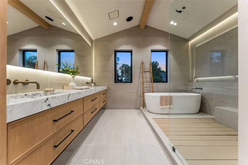 10433 Valley Spring Lane Toluca Lake, CA 91602