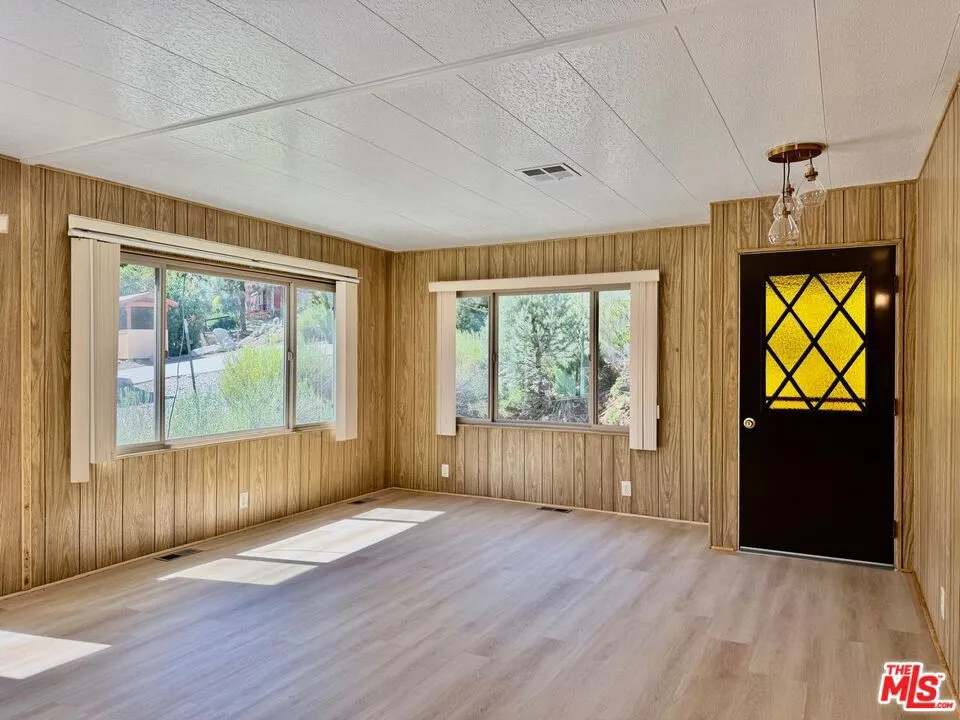 2901 Kodiak Way Pine Mountain Club, CA 93222