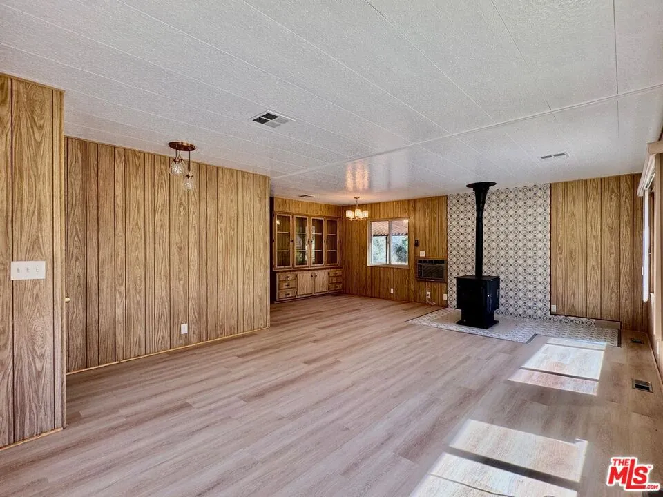 2901 Kodiak Way Pine Mountain Club, CA 93222
