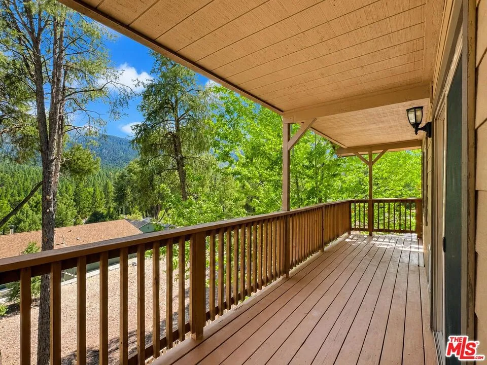 2901 Kodiak Way Pine Mountain Club, CA 93222