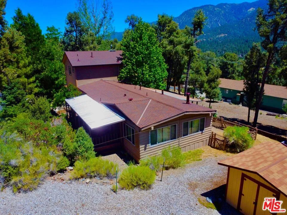 2901 Kodiak Way Pine Mountain Club, CA 93222