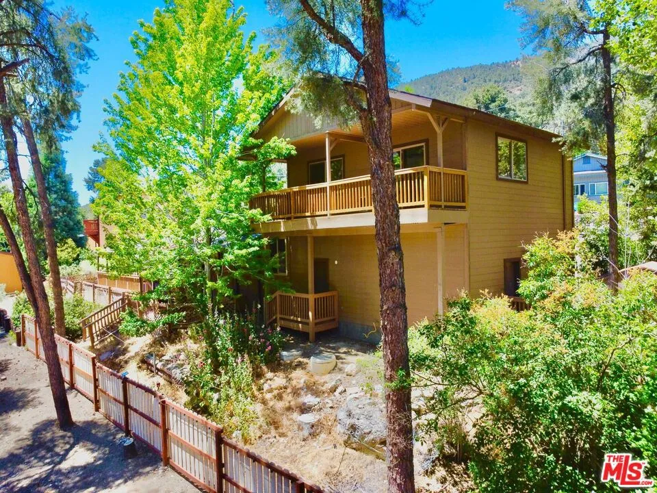2901 Kodiak Way Pine Mountain Club, CA 93222