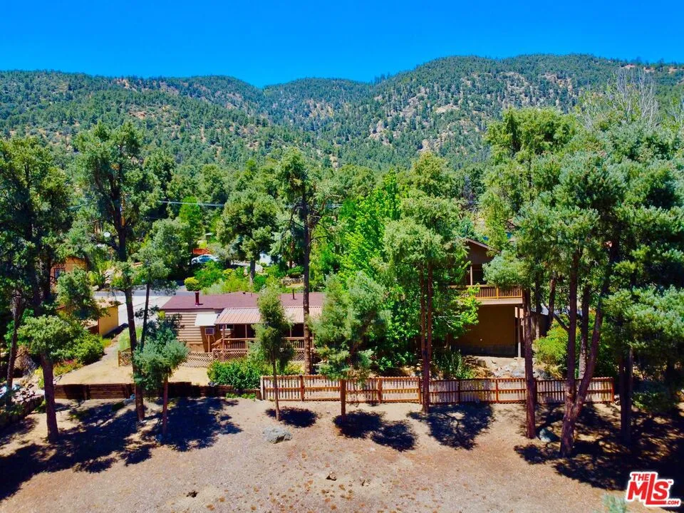 2901 Kodiak Way Pine Mountain Club, CA 93222