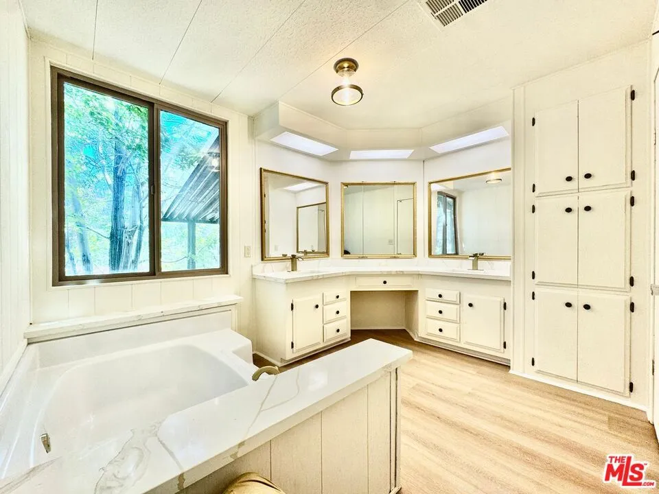 2901 Kodiak Way Pine Mountain Club, CA 93222