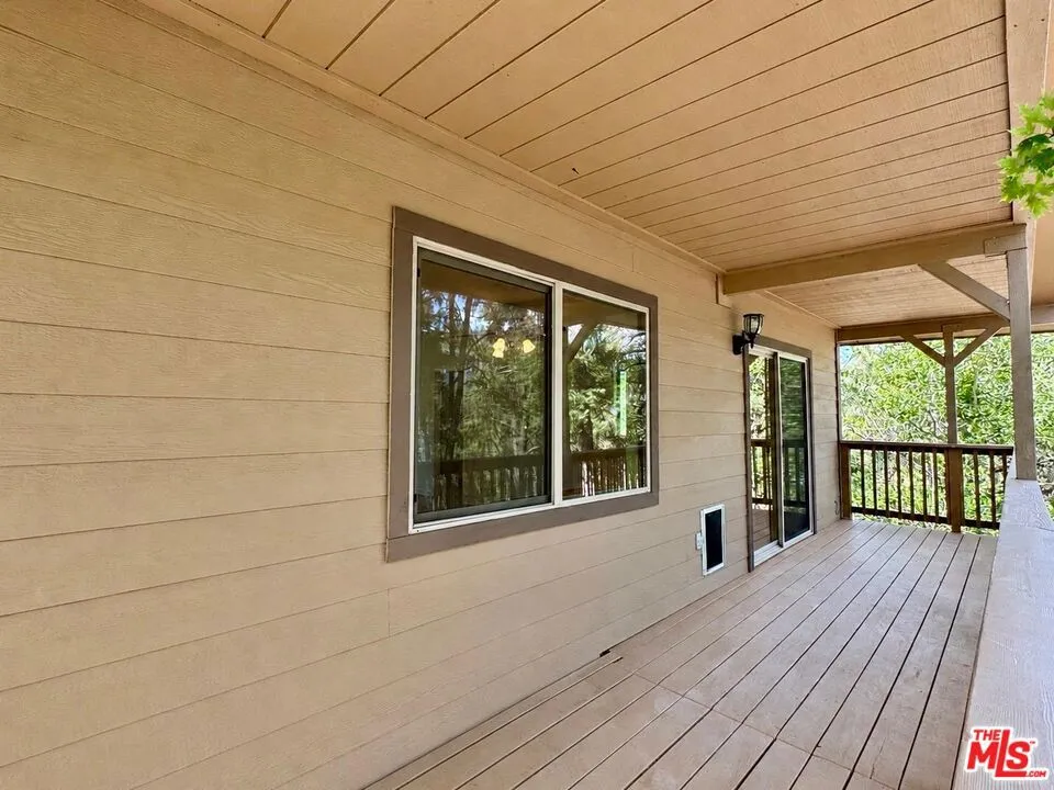 2901 Kodiak Way Pine Mountain Club, CA 93222