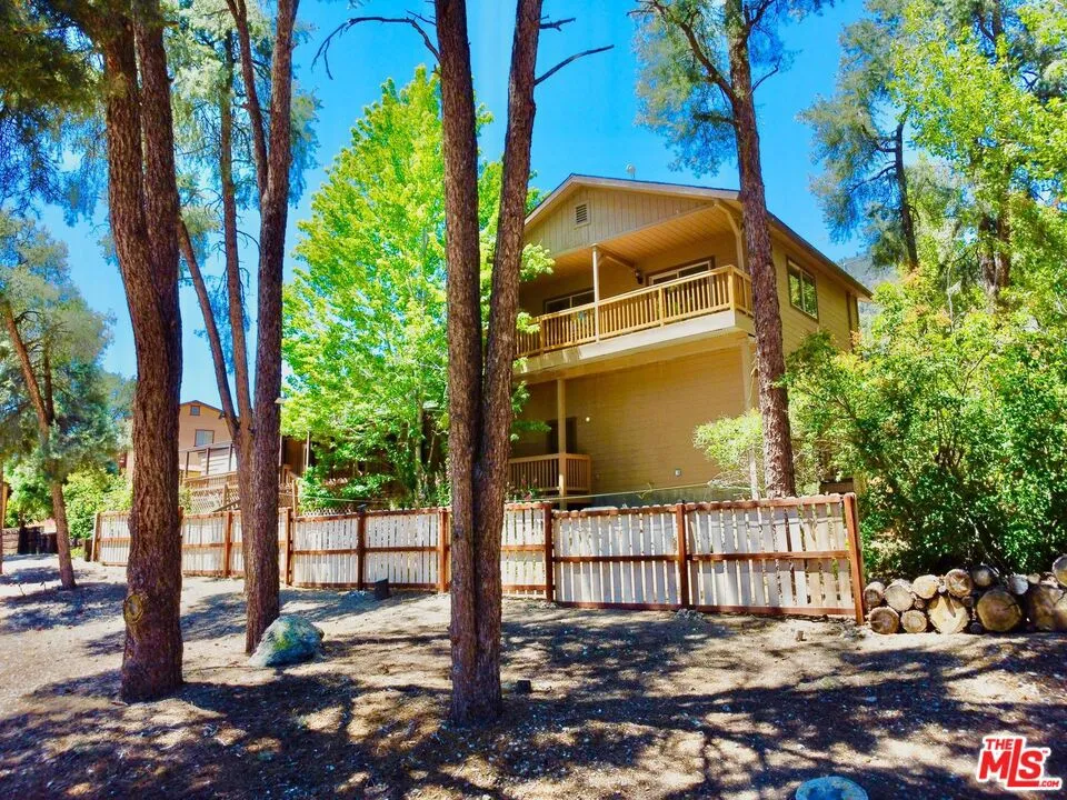 2901 Kodiak Way Pine Mountain Club, CA 93222