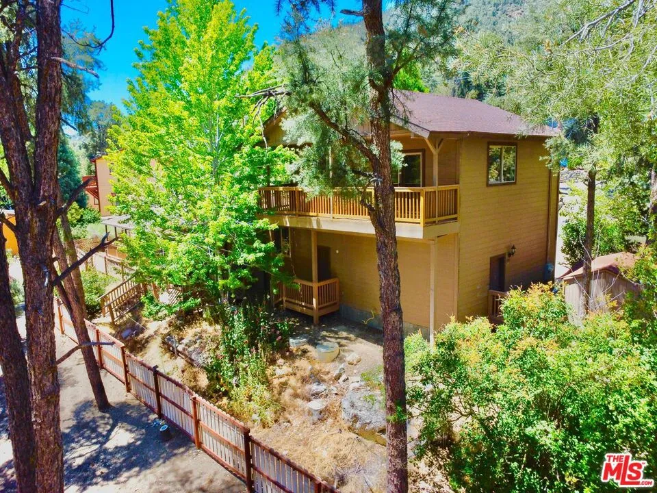 2901 Kodiak Way Pine Mountain Club, CA 93222