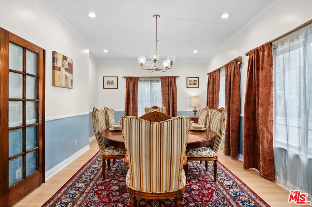1601 Ard Eevin Avenue Glendale, CA 91202