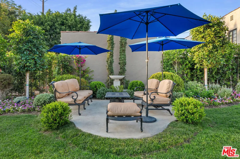 1601 Ard Eevin Avenue Glendale, CA 91202