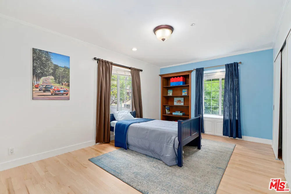 1601 Ard Eevin Avenue Glendale, CA 91202