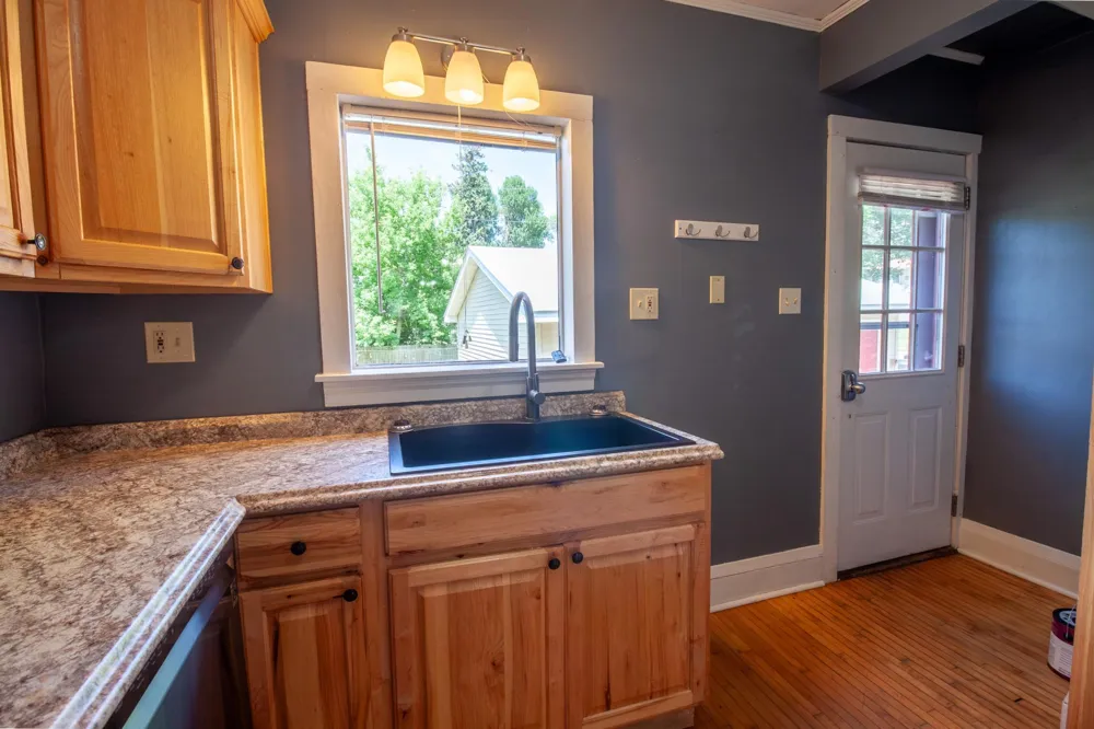 102 W Beech Avenue W Fergus Falls, MN 56537