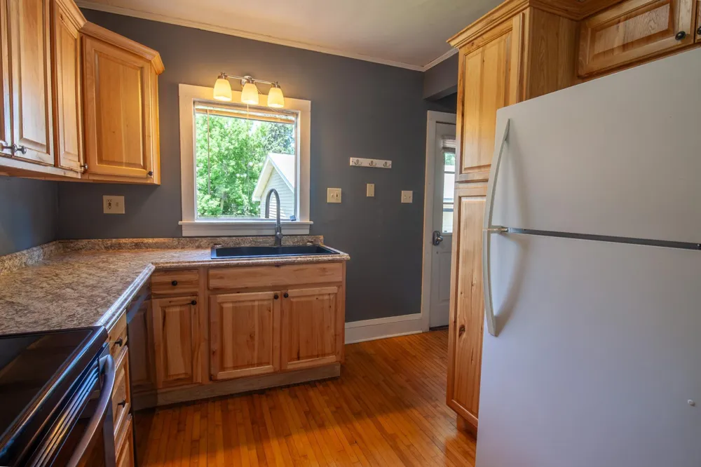 102 W Beech Avenue W Fergus Falls, MN 56537